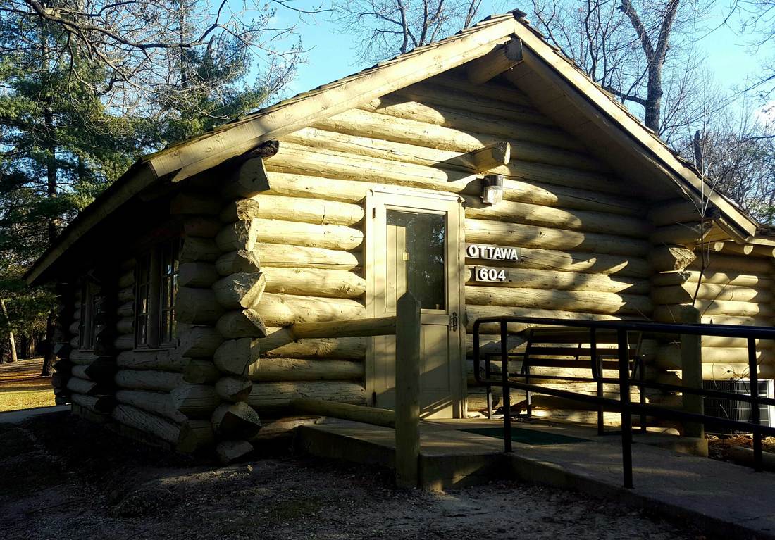 Cabins at Starved Rock Bike camping Illinios